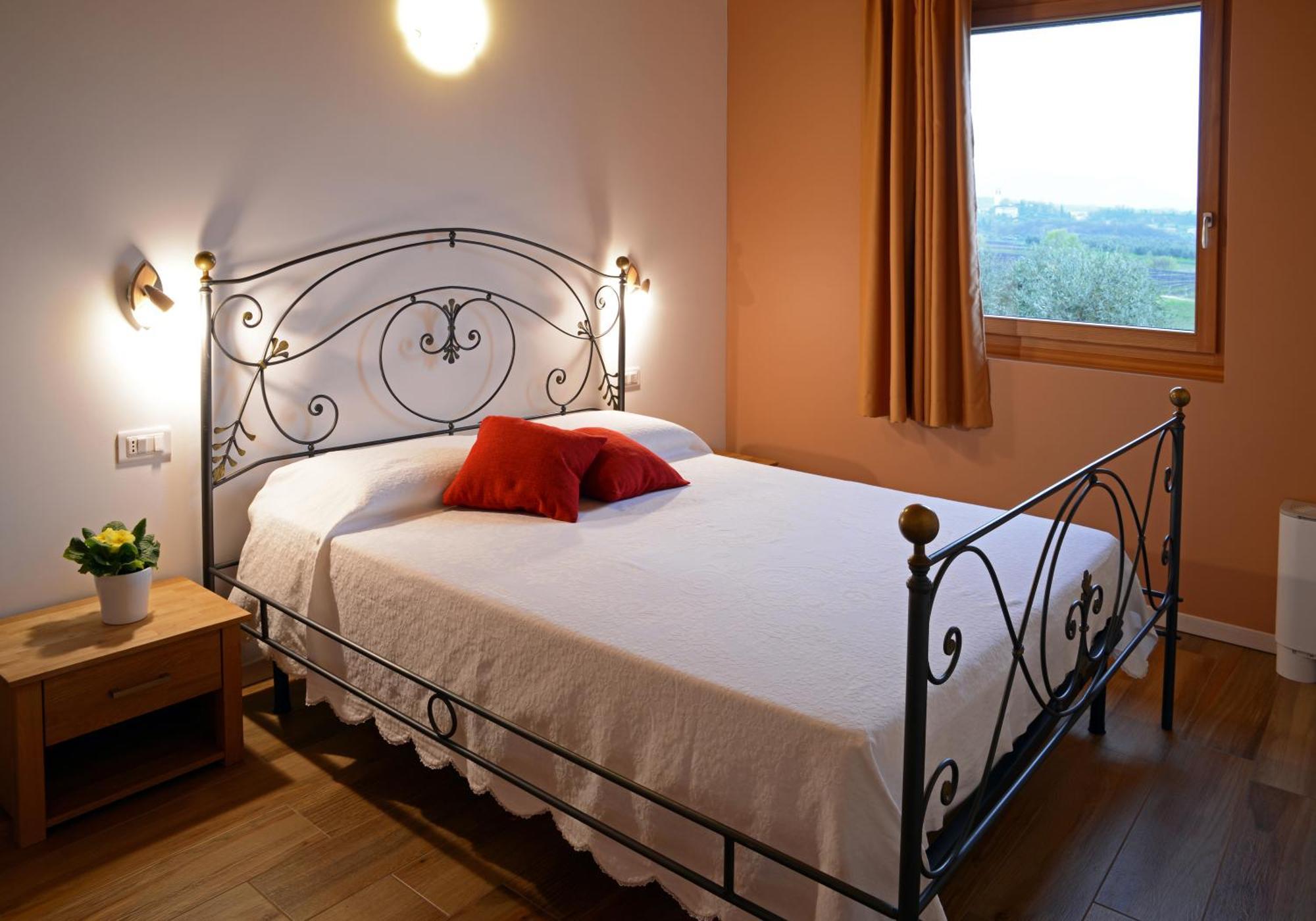 Agriturismo Fioralba 폴페나체 델 가르다 외부 사진