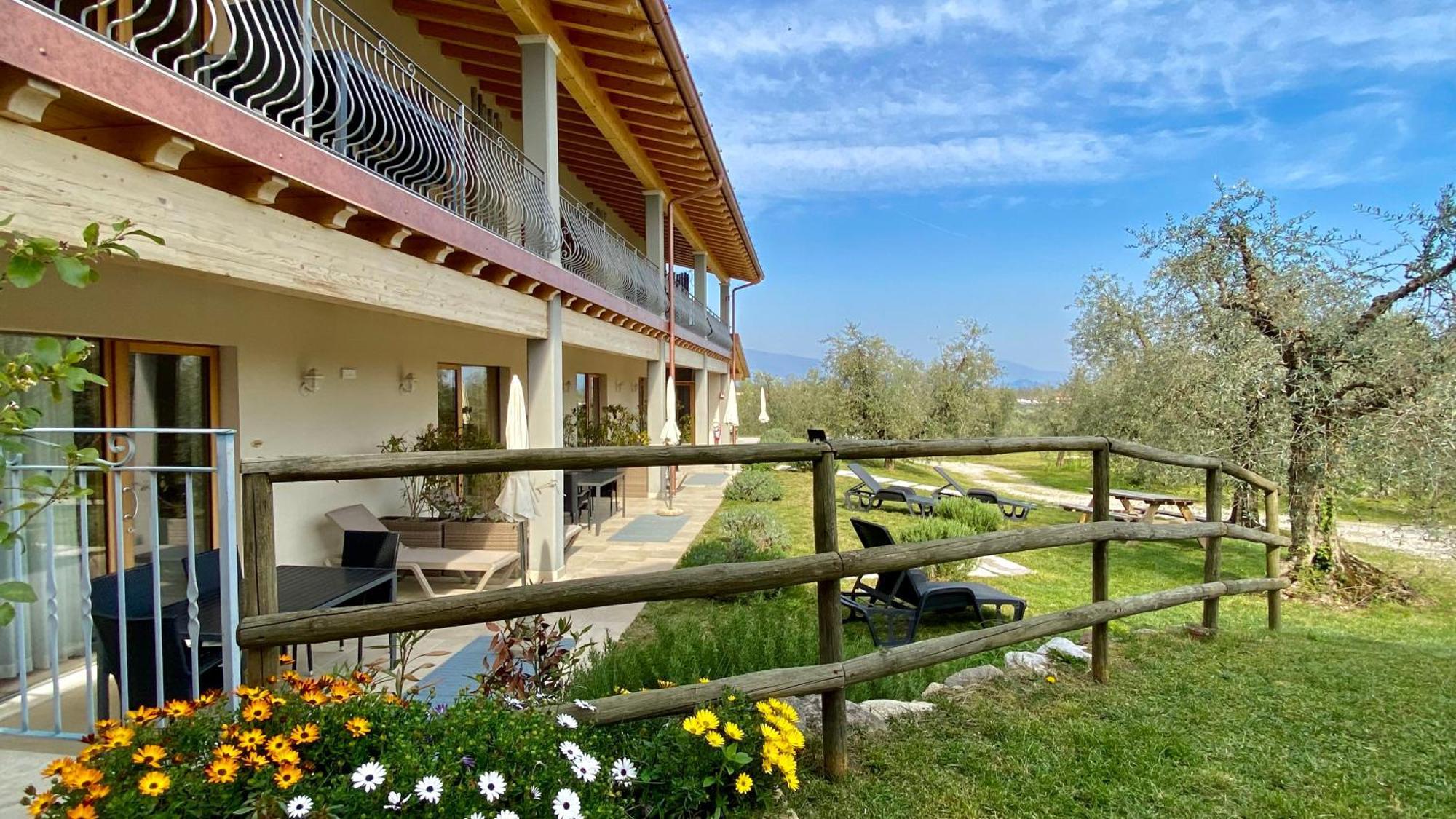 Agriturismo Fioralba 폴페나체 델 가르다 외부 사진
