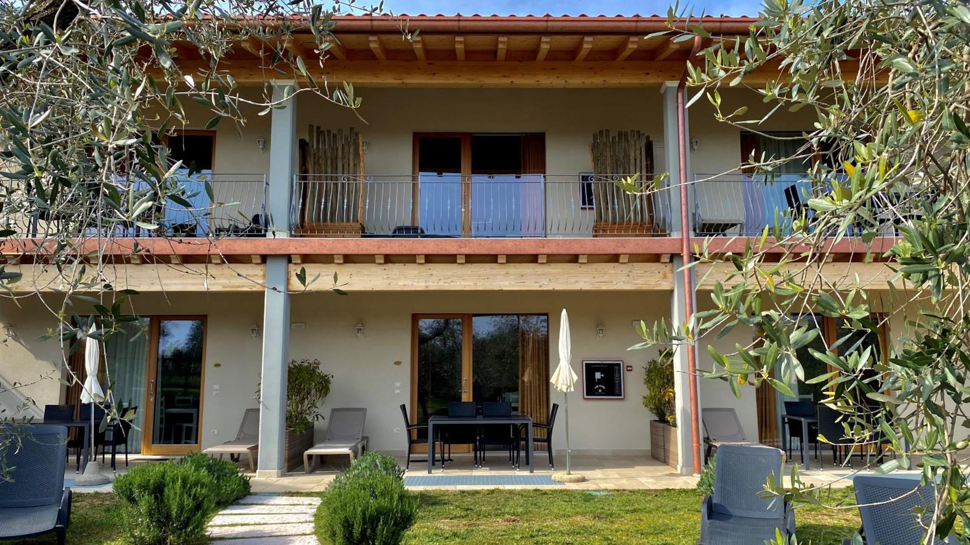 Agriturismo Fioralba 폴페나체 델 가르다 외부 사진